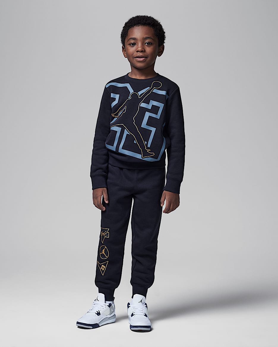 Jordan See Me Shine zweiteiliges Crew Set fur jungere Kinder. Nike DE